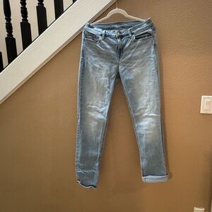 Old Navy Mid-Rise Wow Boyfriend Jeans - Light Blue